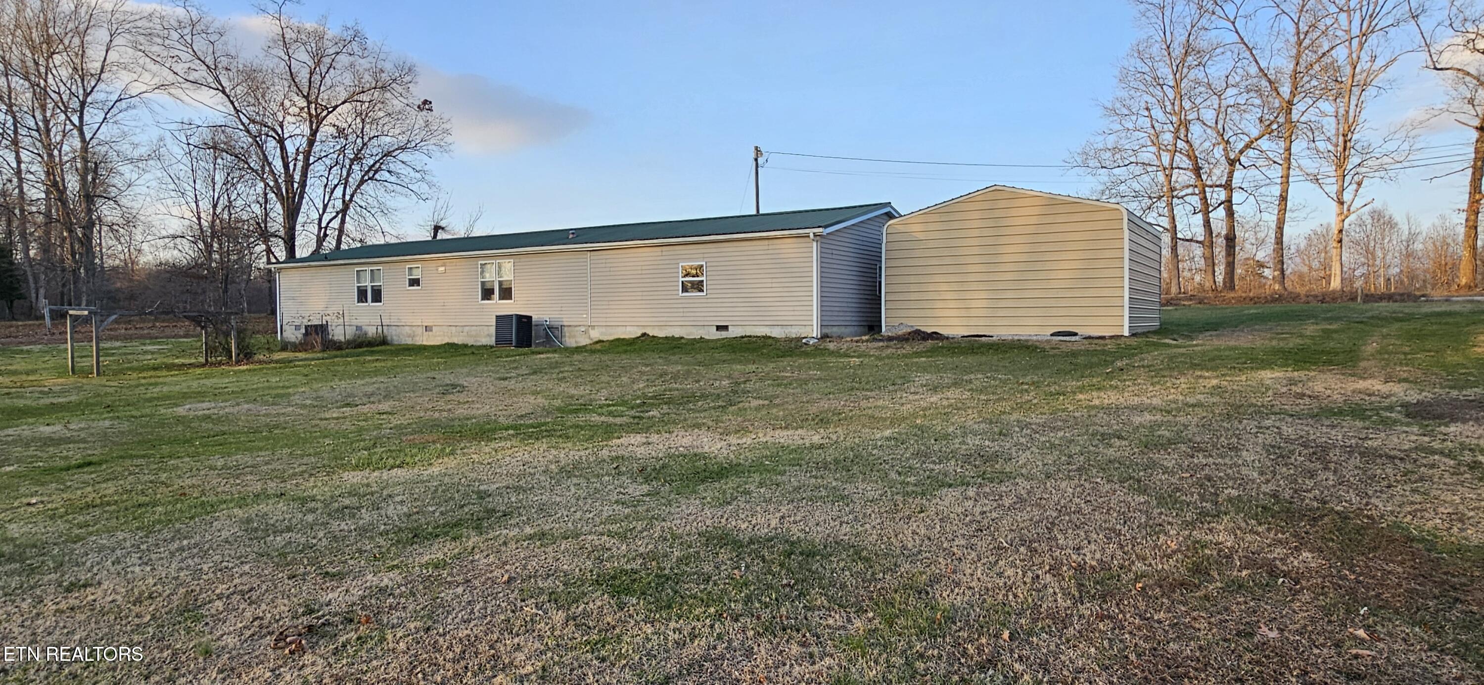 1679 Kingtown Road Winfield, TN 37892 - Photo 19 of 21 Rear View