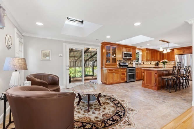 22 Carleton Road Tewksbury, MA 01876 - Photo 12 of 40