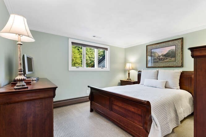 22 Carleton Road Tewksbury, MA 01876 - Photo 20 of 40