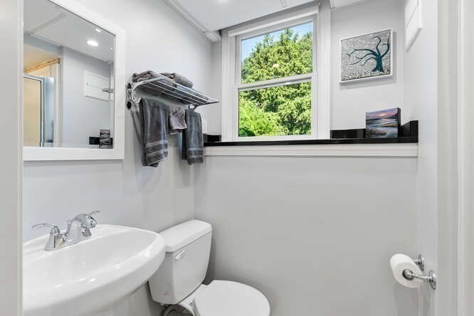 22 Carleton Road Tewksbury, MA 01876 - Photo 25 of 40