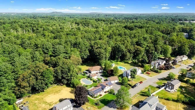 22 Carleton Road Tewksbury, MA 01876 - Photo 31 of 40