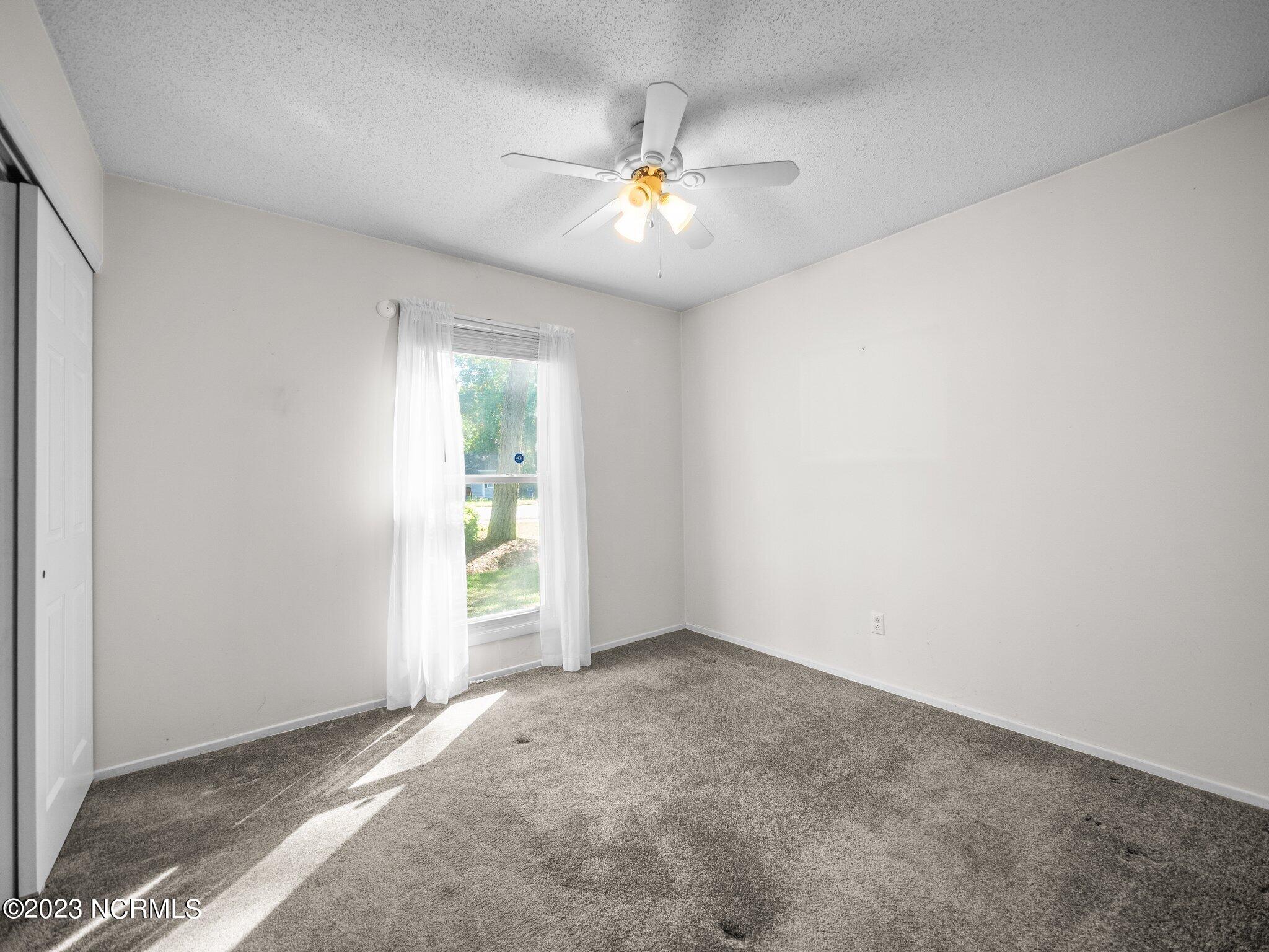 615 Shadowridge Road Jacksonville, NC 28546 - Photo 16 of 21 Bedroom