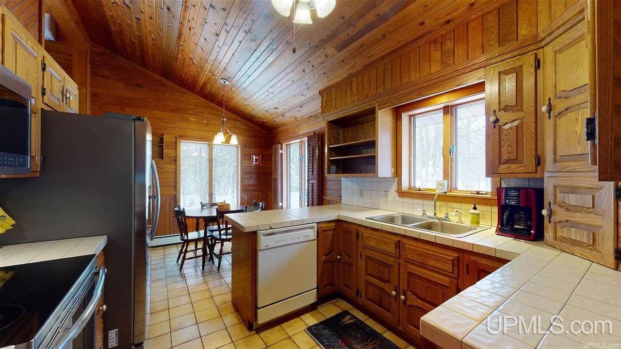 151 Neejee Road Negaunee, MI 49866 - Photo 2 of 50 Gallery Image 2