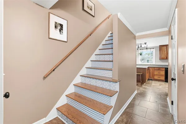 $374,900 | 118 Whiskwood Lane, Manlius, NY 13116