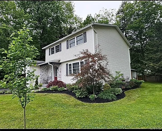 $374,900 | 118 Whiskwood Lane, Manlius, NY 13116