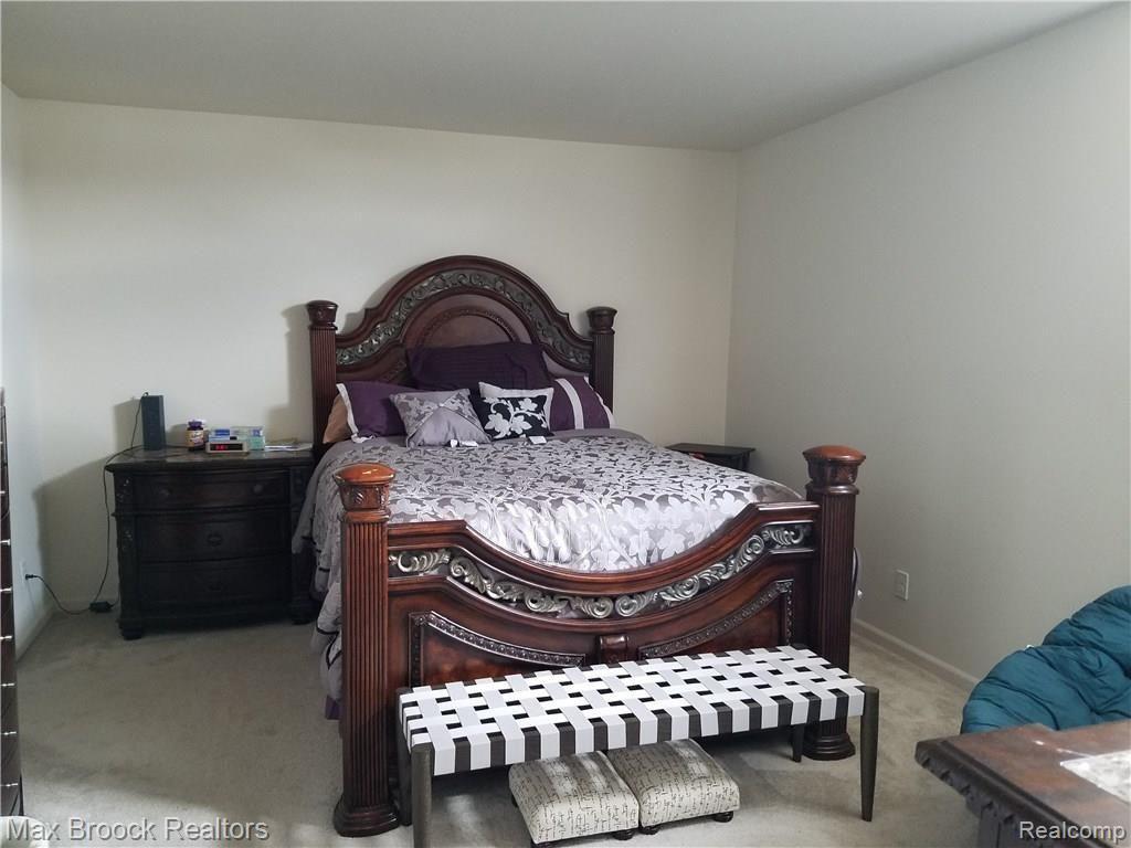 5295 Brookemonte Circle Rochester, MI 48306 - Photo 15 of 19 20161031_152725.jpg
