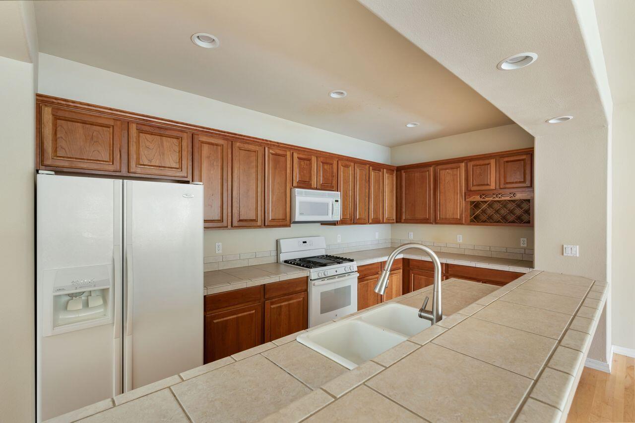 61148 Foxglove Loop Bend, OR 97702 - Photo 10 of 28 1_(5)
