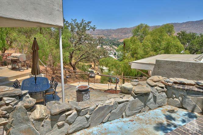 5940 Hilltop Road Simi Valley, CA 93063 - Photo 30 of 34 a view of outdoor space yard and patio