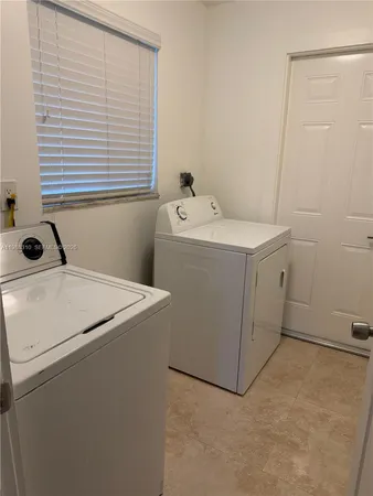 $3,350 | 1781 Northwest 16th Street, Miami, FL 33125