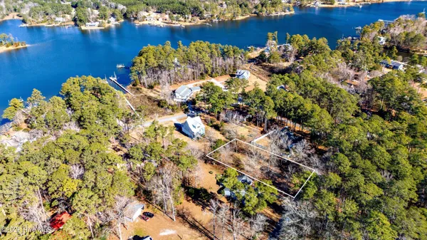 $32,000 | 4002 Schooner Circle, Oriental, NC 28571