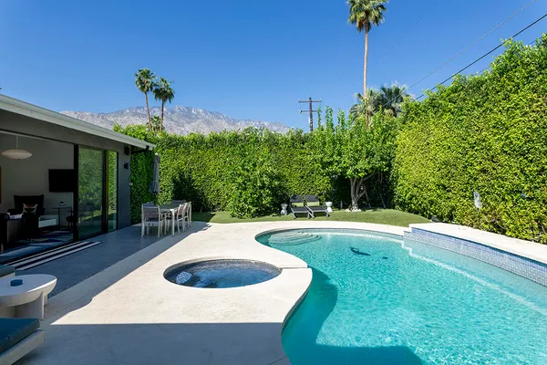 $1,350,000 | 1650 East San Jacinto Way, Palm Springs, CA 92262