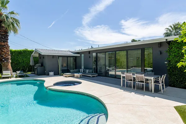 $1,350,000 | 1650 East San Jacinto Way, Palm Springs, CA 92262