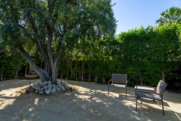 $1,350,000 | 1650 East San Jacinto Way, Palm Springs, CA 92262