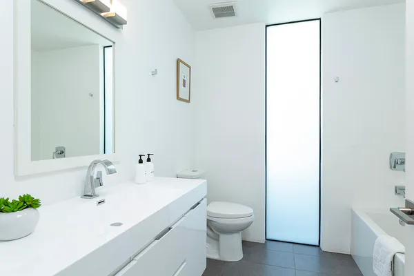 $1,350,000 | 1650 East San Jacinto Way, Palm Springs, CA 92262