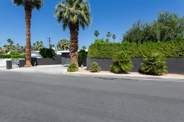 $1,350,000 | 1650 East San Jacinto Way, Palm Springs, CA 92262
