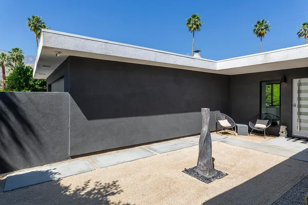 $1,350,000 | 1650 East San Jacinto Way, Palm Springs, CA 92262