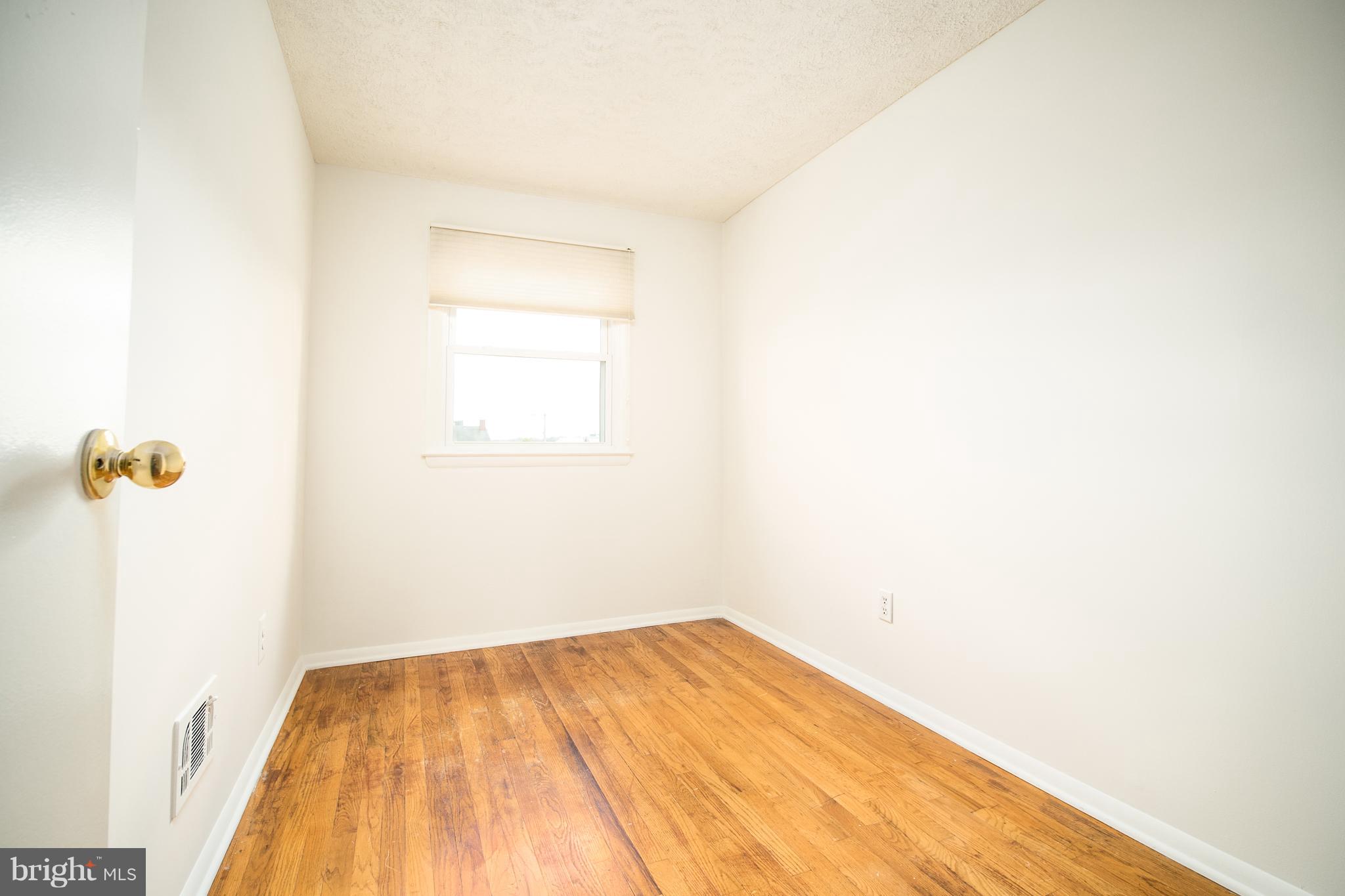 3639 Clarenell Road Baltimore, MD 21229 - Photo 14 of 24 Third Bedroom