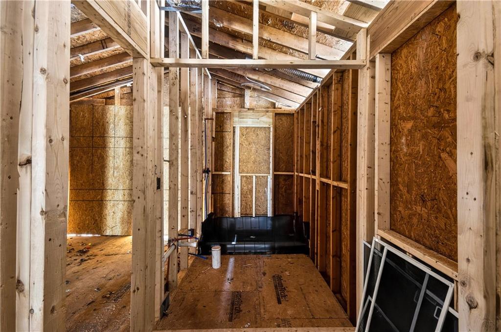 913 Smith Street Southwest Atlanta, GA 30310 - Photo 20 of 43 a view of balcony