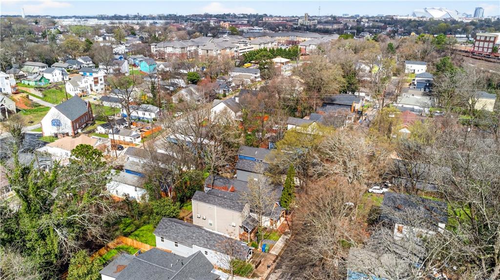 913 Smith Street Southwest Atlanta, GA 30310 - Photo 36 of 43 an aerial view of residential building with outdoor space and seating