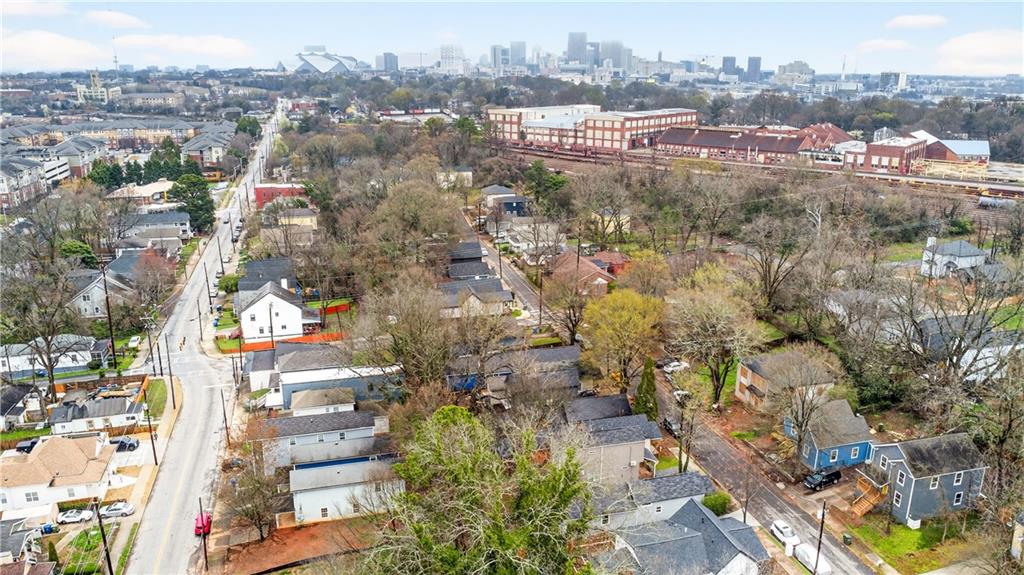 913 Smith Street Southwest Atlanta, GA 30310 - Photo 40 of 43 a view of a city
