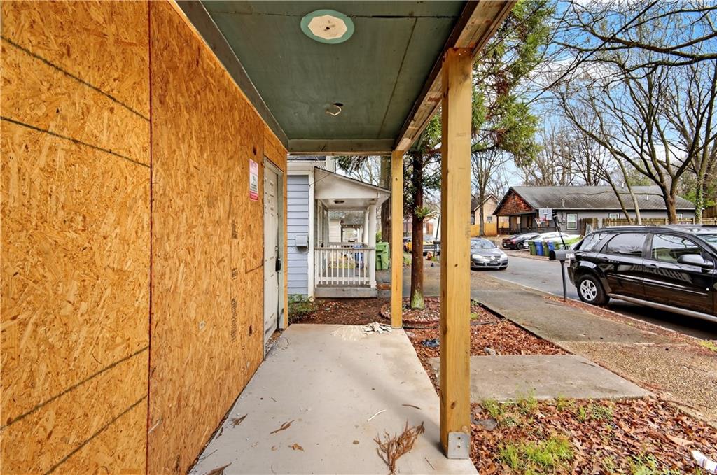 913 Smith Street Southwest Atlanta, GA 30310 - Photo 6 of 43 a view of a car park in front of a building