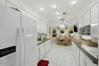 $340,000 | 206 Plantation Drive, Vicksburg, MS 39183
