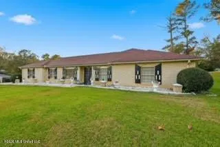 $340,000 | 206 Plantation Drive, Vicksburg, MS 39183