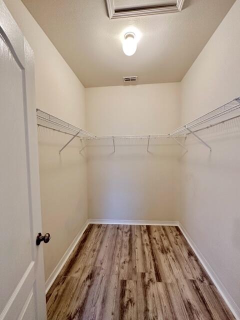609 Prairie Street Crestview, FL 32536 - Photo 14 of 27 Master bedroom walk-in closet