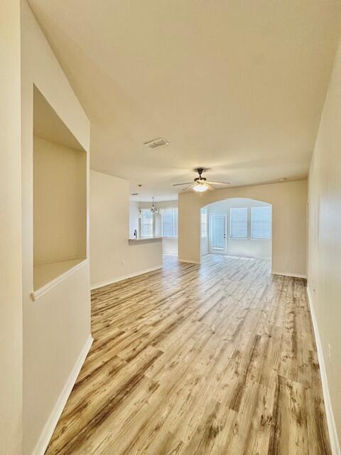 609 Prairie Street Crestview, FL 32536 - Photo 3 of 27 Living room