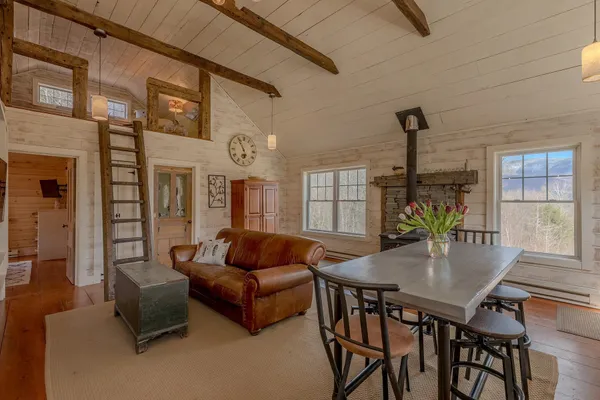 $650,000 | 384 Alden Road, Sunderland, VT 05250