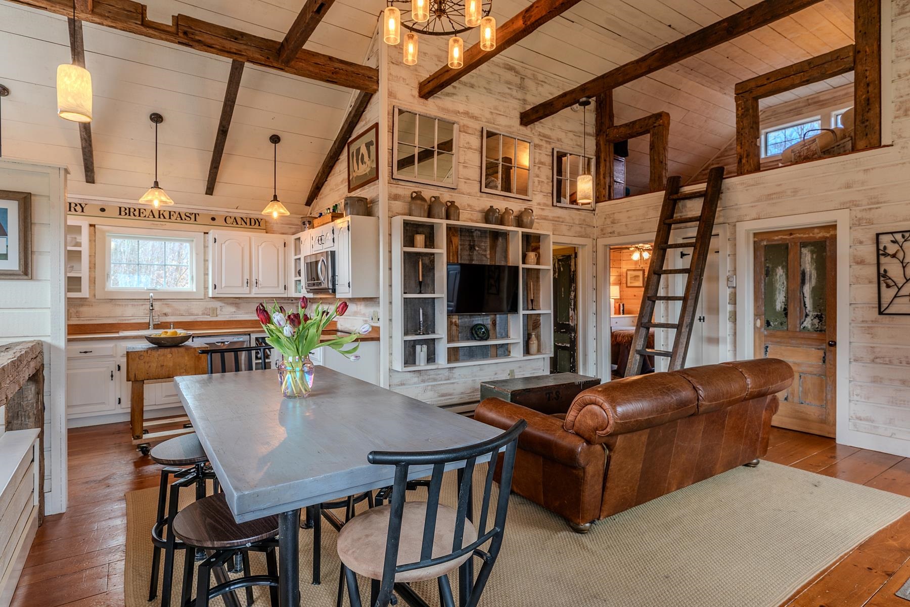 384 Alden Road Sunderland, VT 05250 - Photo 9 of 42