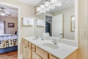$1,800,000 | 215 Woliss Lane, Gatlinburg, TN 37738
