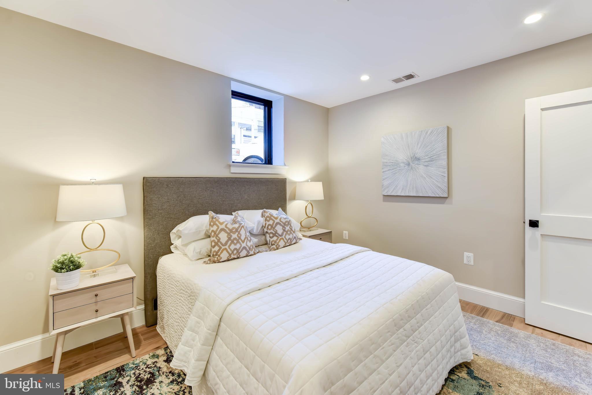 2139 N Street Northwest, Unit 2 Washington, DC 20037 - Photo 6 of 10