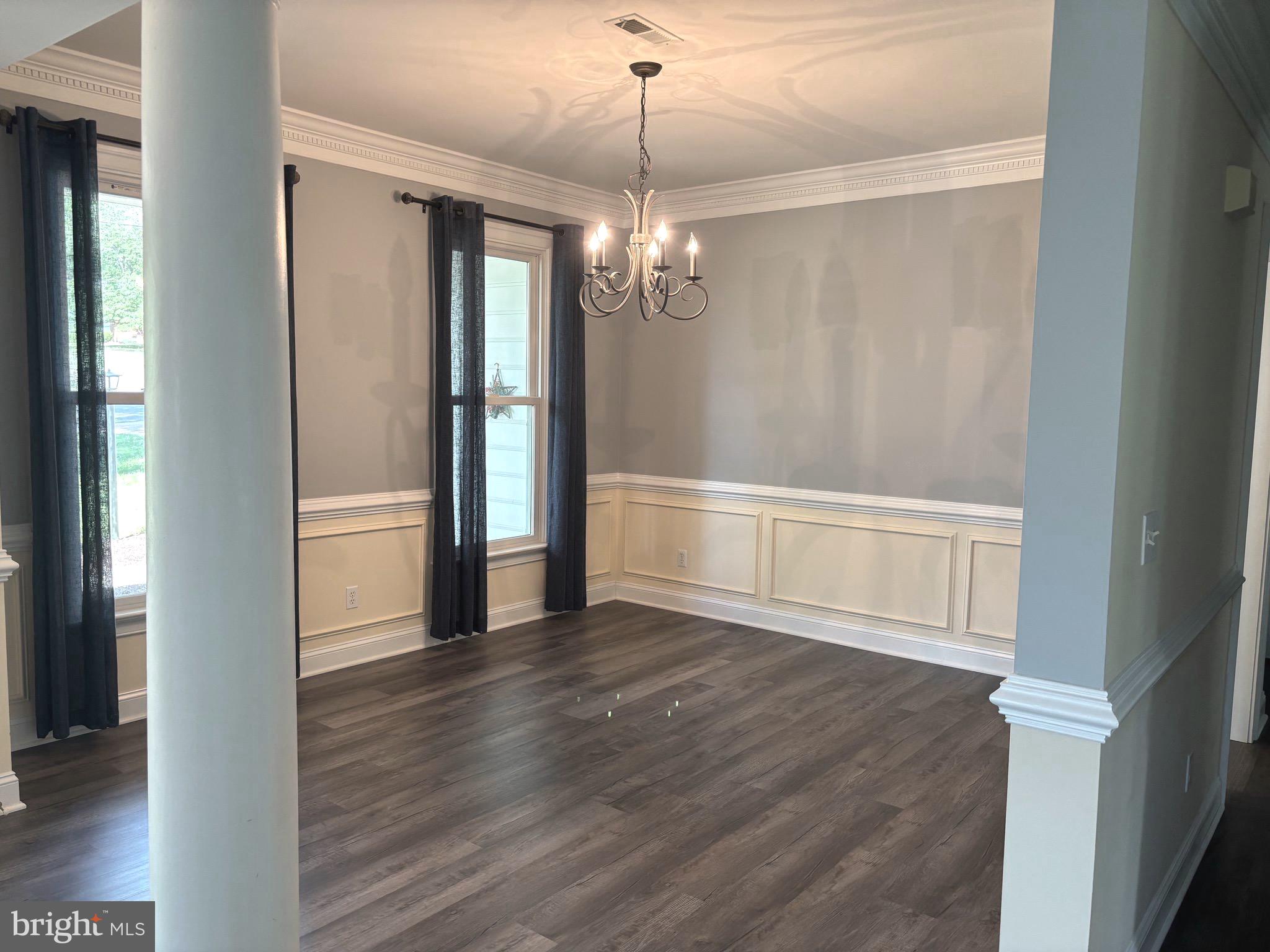 629 Country Club Road Culpeper, VA 22701 - Photo 5 of 27 a view of livingroom with hardwood floor and kitchen
