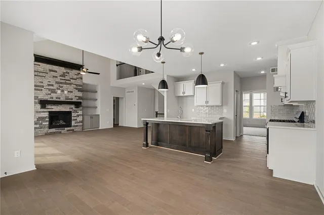 $724,950 | 19787 West 114th Place, Olathe, KS 66061