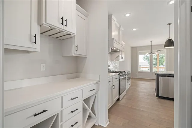 $724,950 | 19787 West 114th Place, Olathe, KS 66061