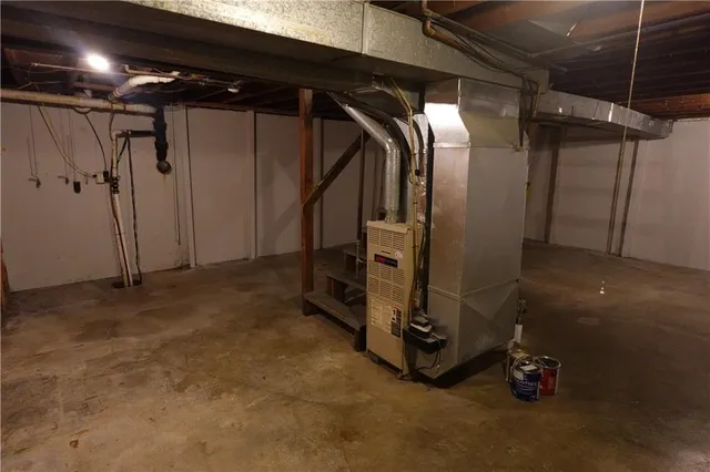 $209,950 | 4949 North Topping Avenue, Kansas City, MO 64119