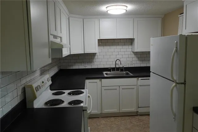 $209,950 | 4949 North Topping Avenue, Kansas City, MO 64119