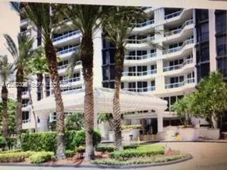 $6,000 | 21205 Yacht Club Drive, Unit 810, Aventura, FL 33180