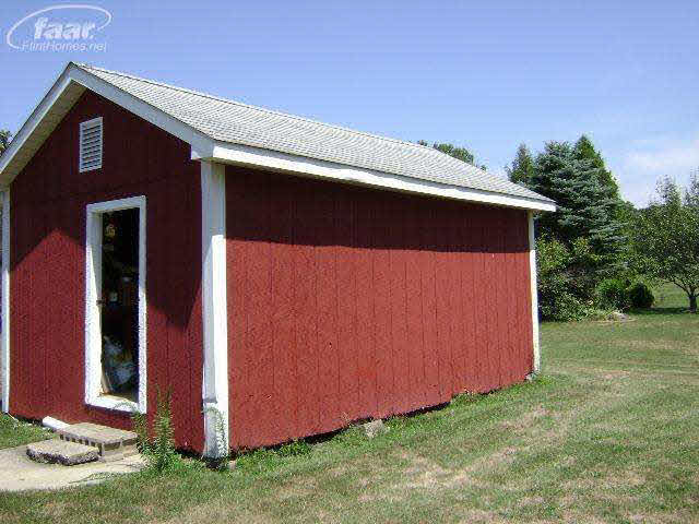 9216 South Duffield Road Montrose, MI 48457 - Photo 11 of 29 20459102-10.JPG