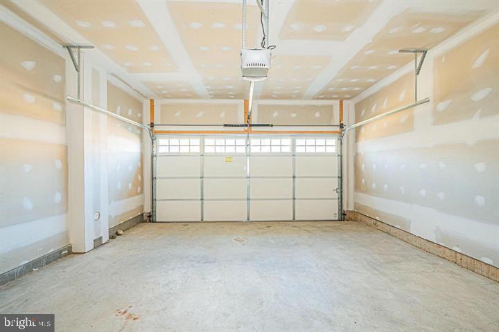 7315 Martin Farm Circle Rosedale, MD 21237 - Photo 5 of 41