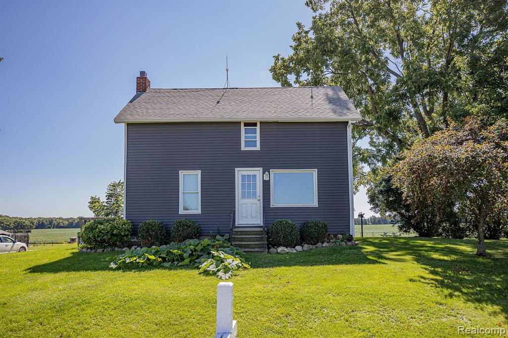 4550 Barnes Road North Branch, MI 48461 - Photo 6 of 38