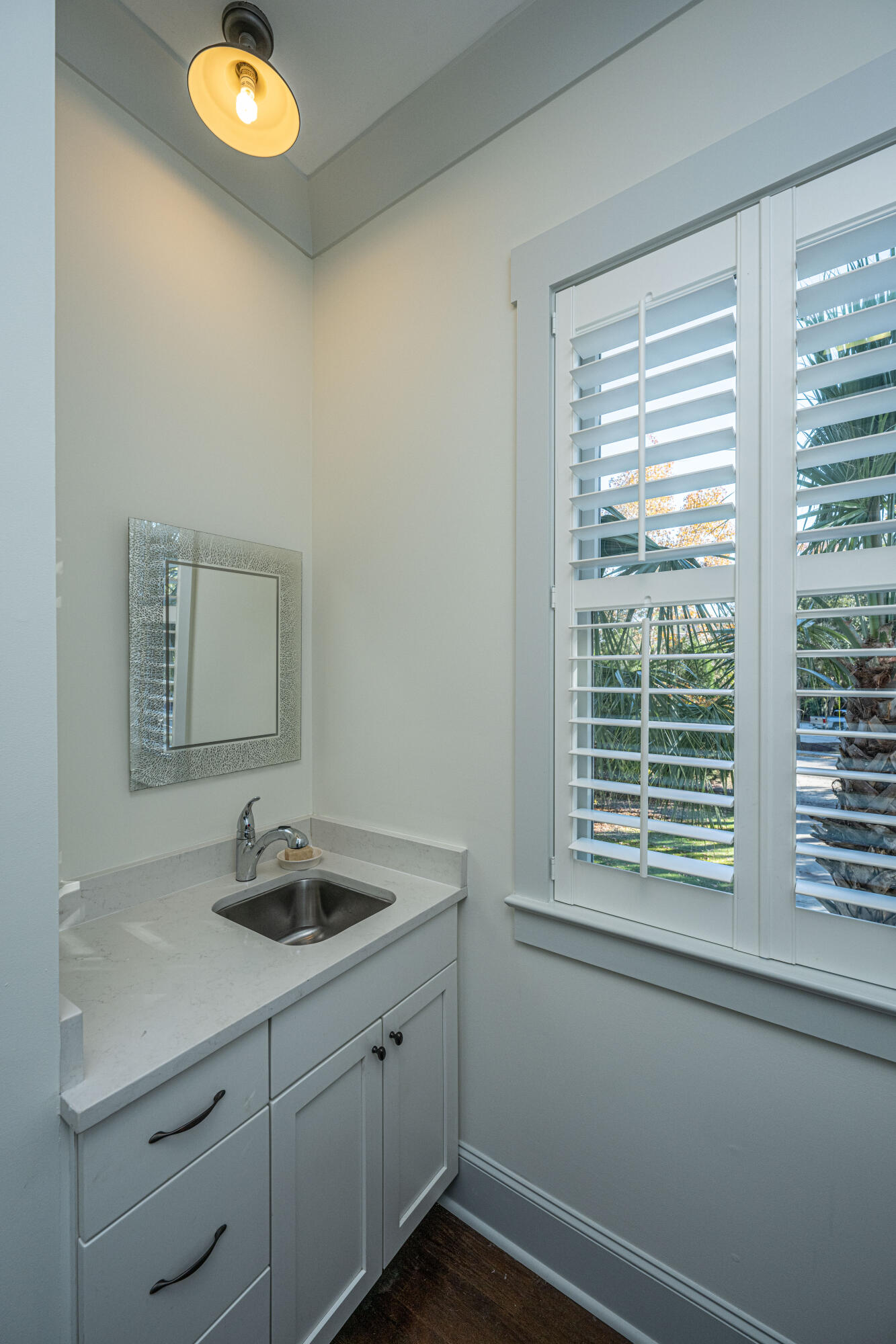 3496 Henrietta Hartford Road Mount Pleasant, SC 29466 - Photo 27 of 64 Laundry Room