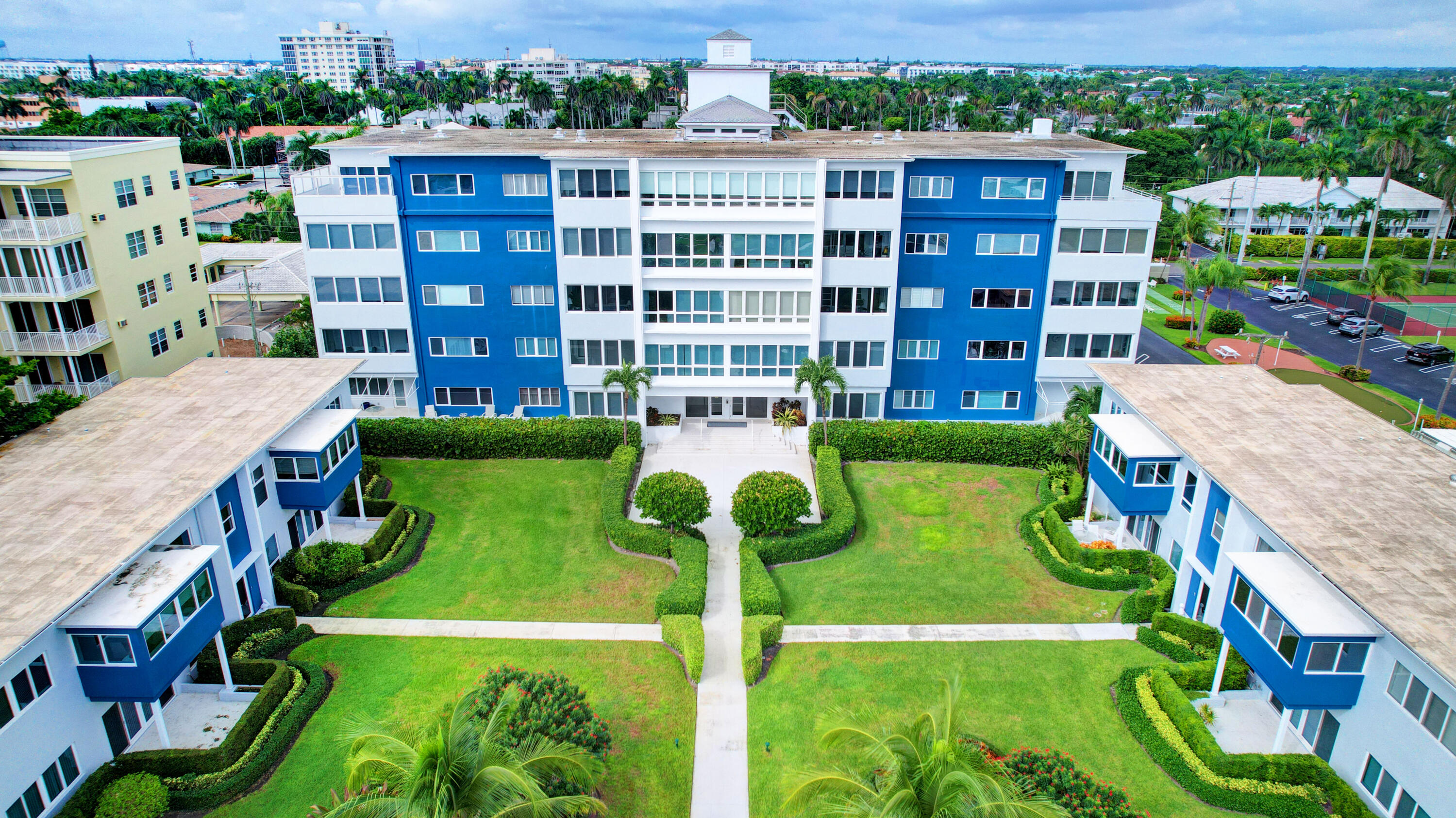 120 North Ocean Boulevard, Unit PH6 Delray Beach, FL 33483 - Photo 48 of 66 01_apartment air (1)