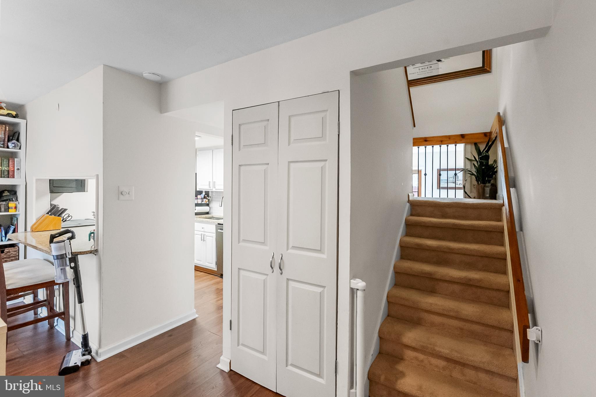 6 West Azalea Lane Mount Laurel, NJ 08054 - Photo 3 of 22