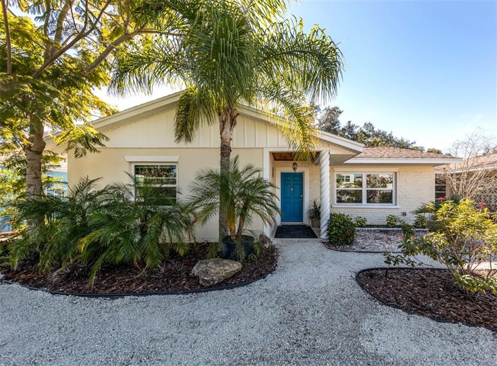 425 Armada Road South Venice, FL 34285 - Photo 1 of 1 425 Armada Road S., Venice, FL 34285 home in a Mid-Century design on a large lot.
