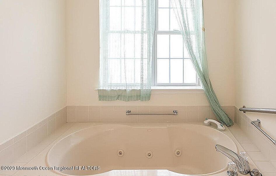 27 Pine Valley Road Jackson, NJ 08527 - Photo 9 of 13 20181024143920677100000000-o (1)