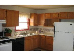 593 West Green Road Bloomington, IN 47403 - Photo 8 of 16 Gallery Image 8