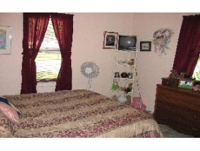 593 West Green Road Bloomington, IN 47403 - Photo 9 of 16 Gallery Image 9