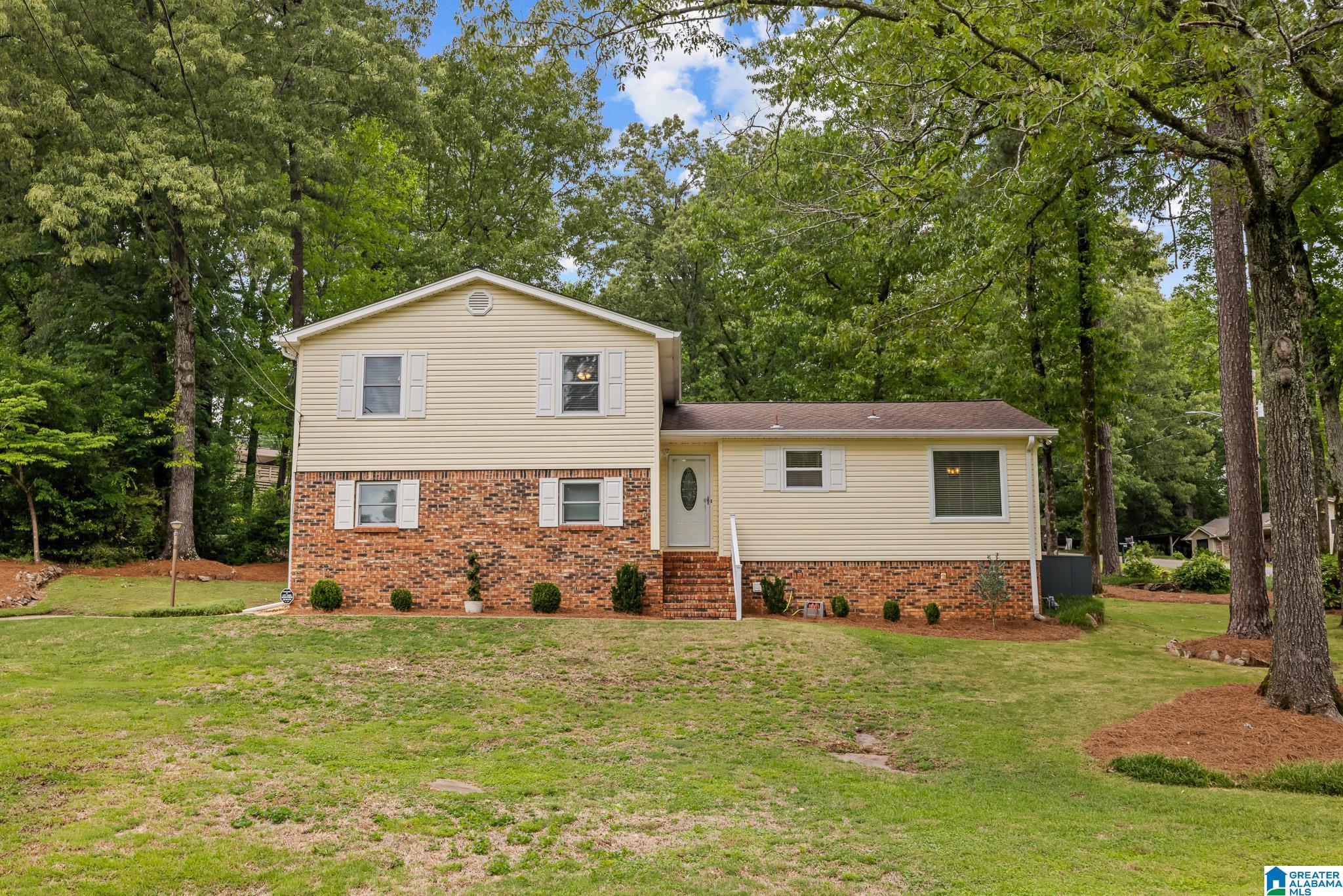 3434 Rock Ridge Circle Birmingham, AL 35210 - Photo 1 of 33